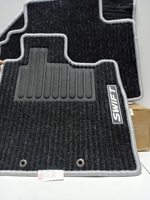 CAR MAT – Suzuki Swift